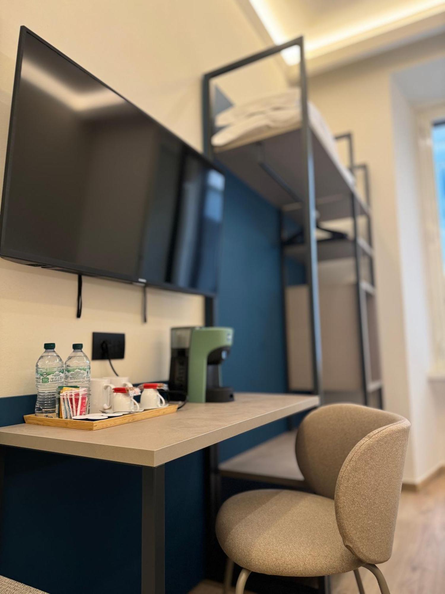 Apartment Honeycomb *
